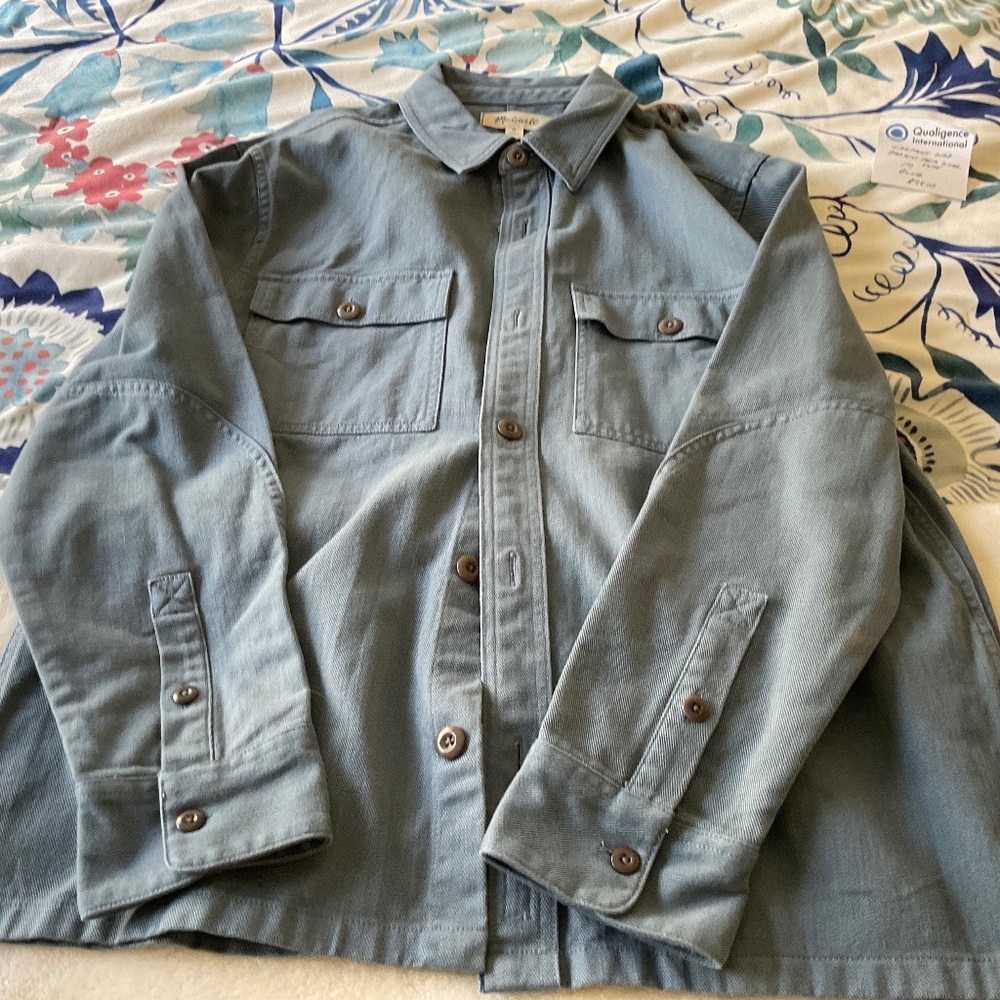 Men’s Madewell garment dyed blue straight her work shirt